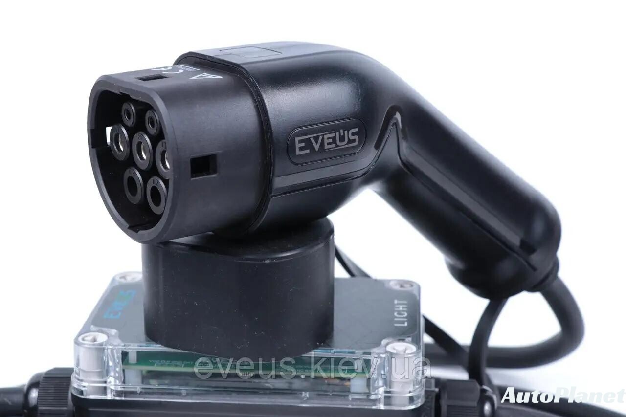 ЗАРЯДКА ДЛЯ ЭЛЕКТРОМОБИЛЯ EVEUS M32 T2 PRO 7.4 КВТ (TYPE 2) - фото 1